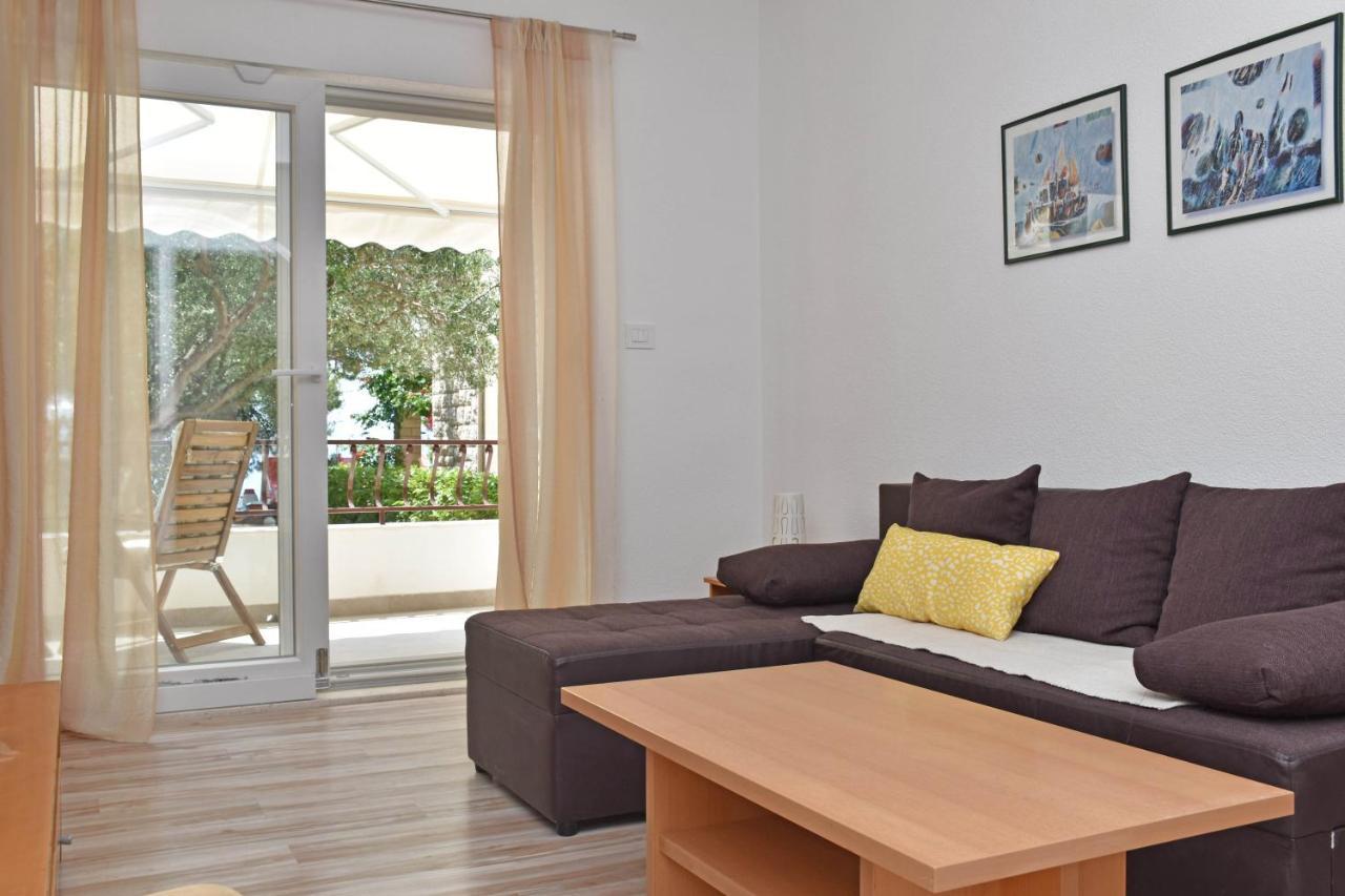 Apartments Despot Tucepi Luaran gambar