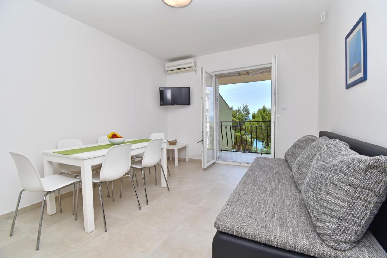 Apartments Despot Tucepi Luaran gambar