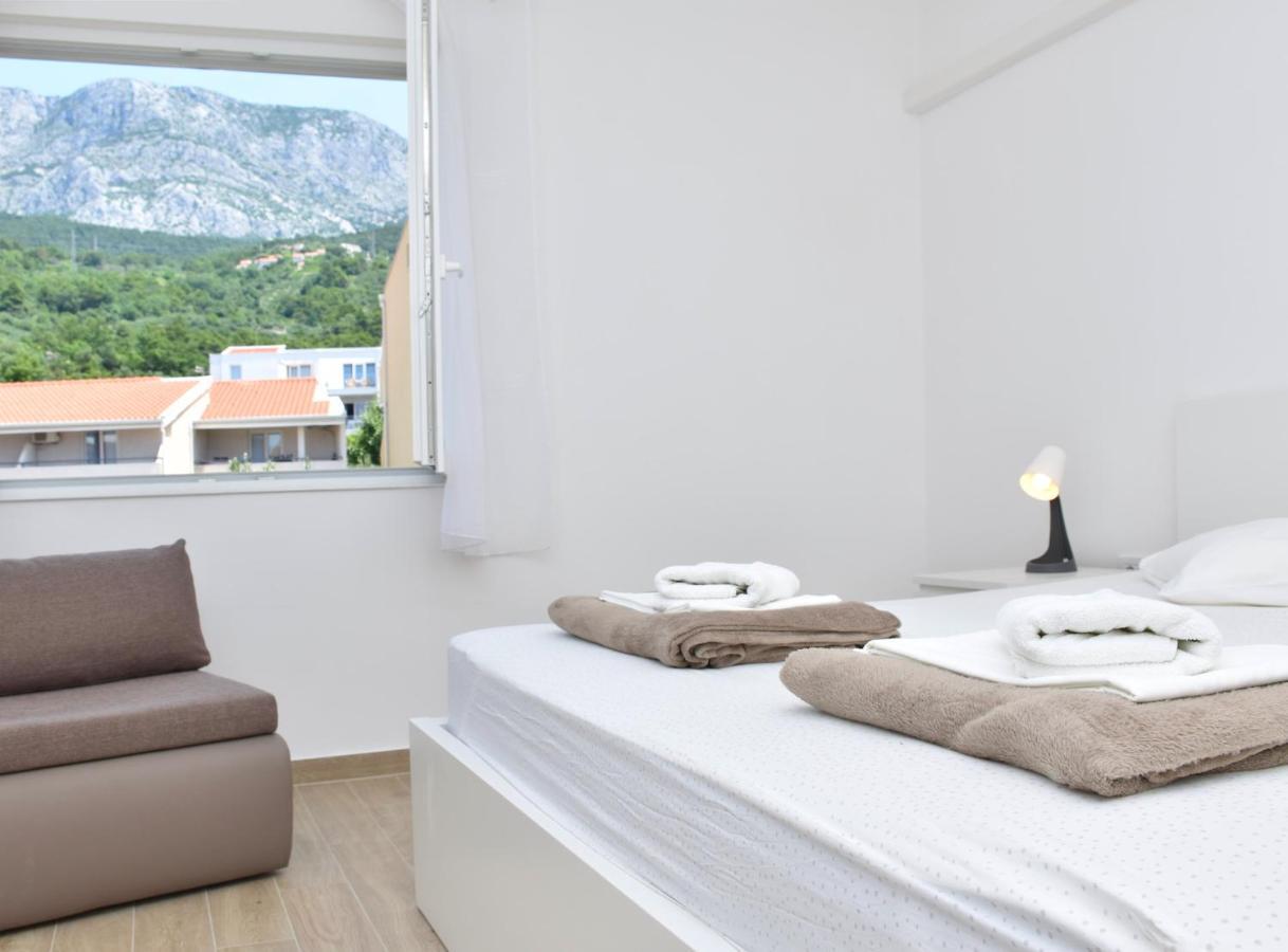 Apartments Despot Tucepi Luaran gambar