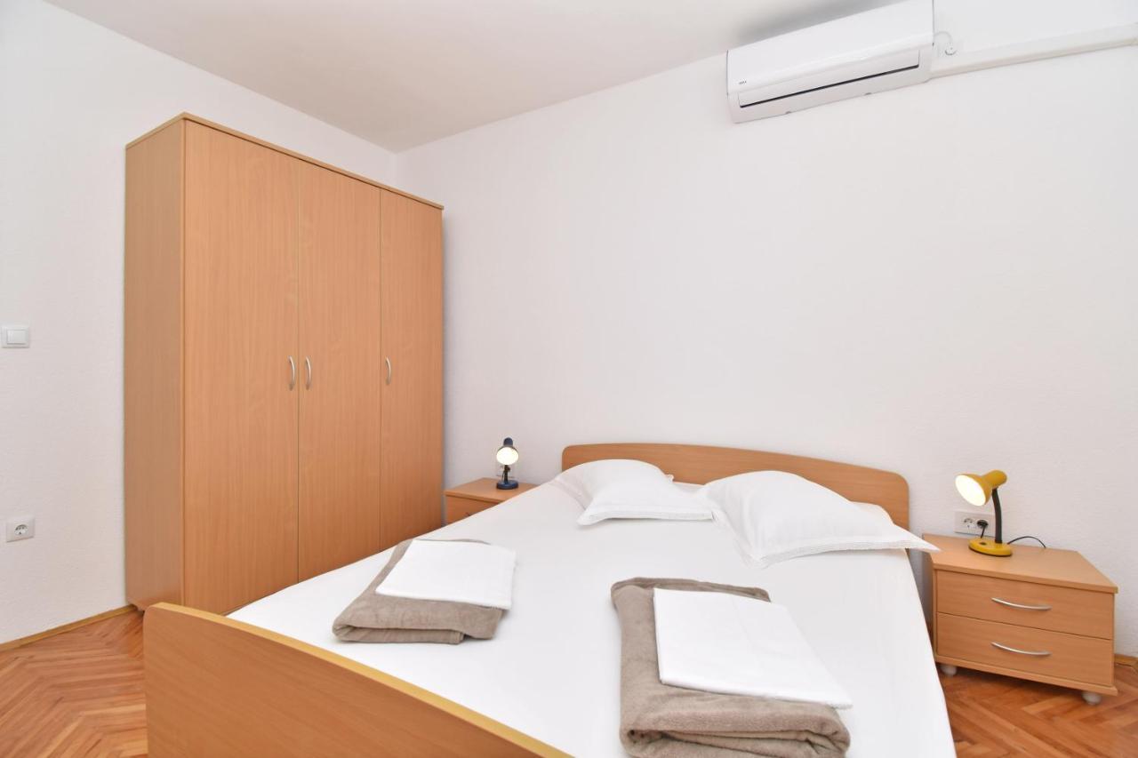 Apartments Despot Tucepi Luaran gambar